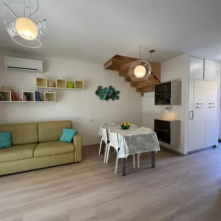 Casa Luna A Porto Pino