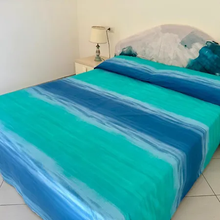 Casa Luna A Porto Pino